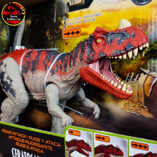 Jurassic World Ceratosaurus Dino Escape Roar Attack Brand New 