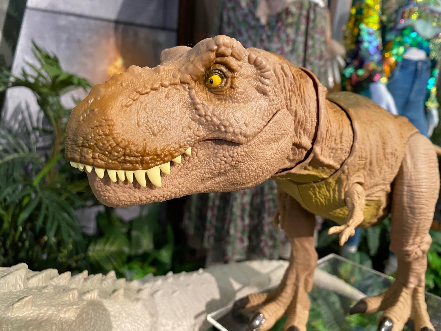 Jurassic World Epic Roarin Tyrannosaurus Rex Mattel Toy Fair New York 2020 3