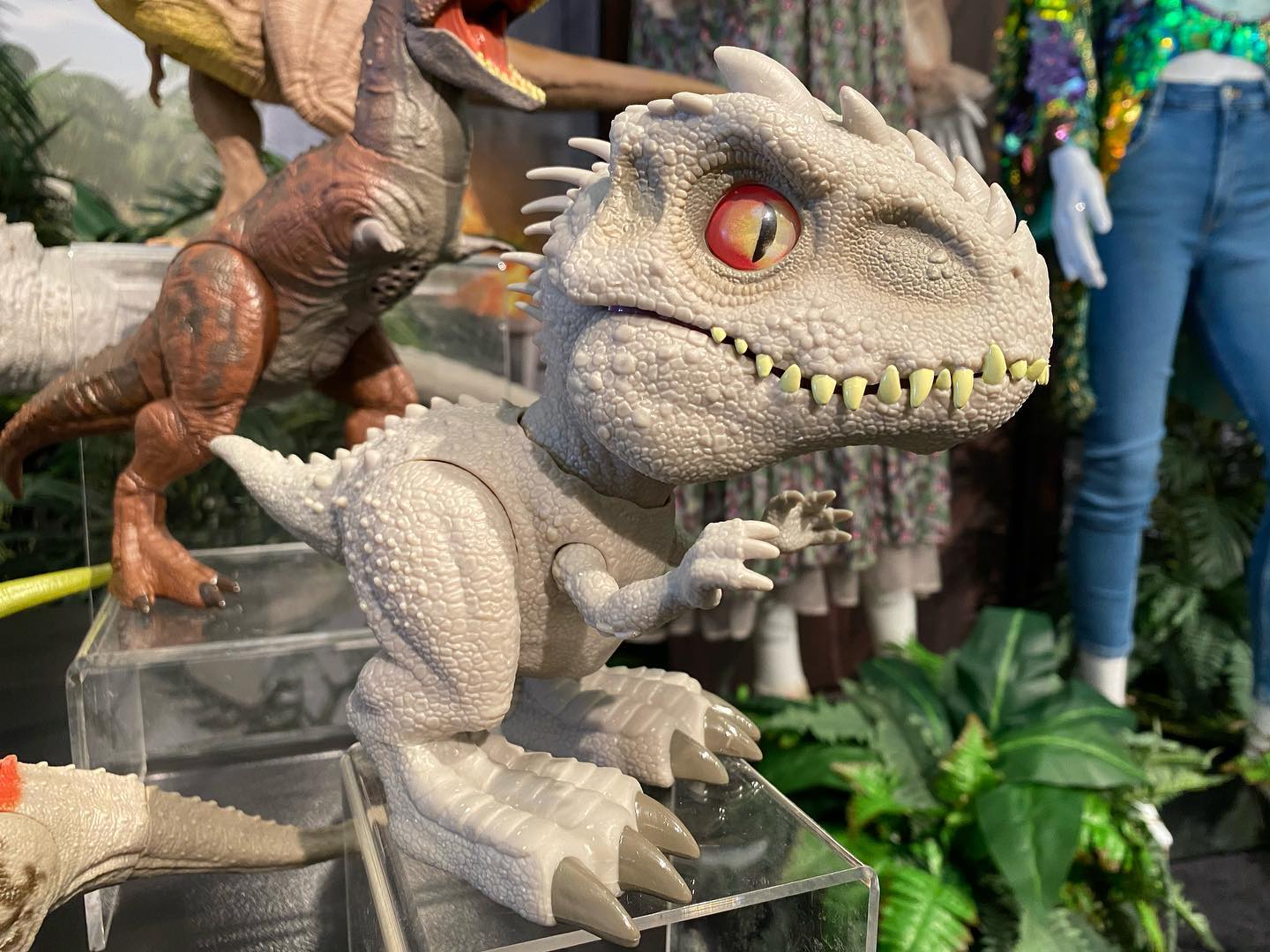 Jurassic World Feeding Frenzy Indominus Rex Mattel Toy Fair New York 2020