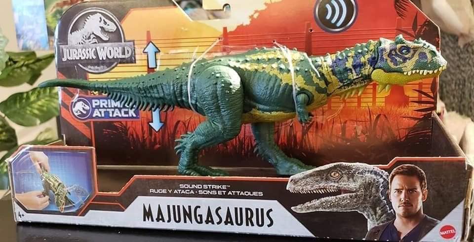 Jurassic World Majungasaurus Mattel at Toy Fair New York 2020 2