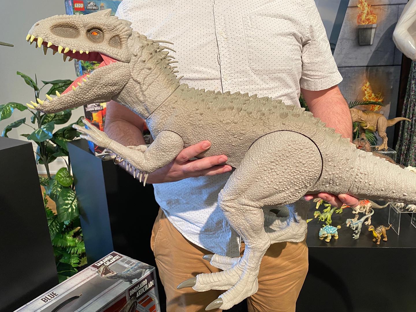 Jurassic World Indominus Rex Colosal Mattel at Toy Fair New York 2020 4